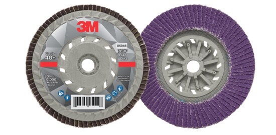 Le devant comportant une étiquette et l’arrière violet et gris d’un Disque à lamelles 769F 3M(MC), avec un support en plastique et un moyeu à changement rapide.
