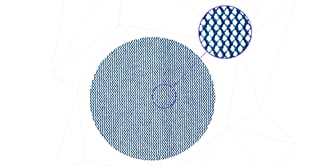 Échantillon circulaire de tissu tissé bleu accompagné d’un agrandissement mettant en valeur le motif précis des fils entrecroisés.
