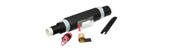 Diverses &eacute;pissures &eacute;lectriques et divers accessoires utilis&eacute;s pour la distribution &eacute;lectrique.